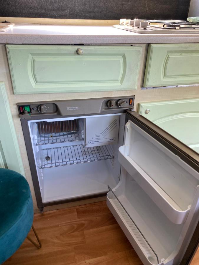 Готель Hettie The Horsebox Henley-on-Thames Екстер'єр фото
